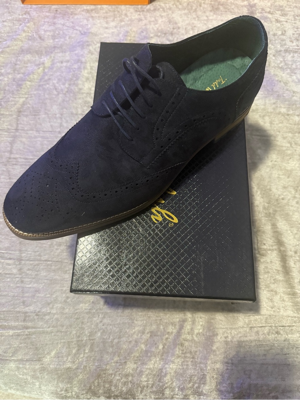 Men's Suede Wingtip Loafers in Navy